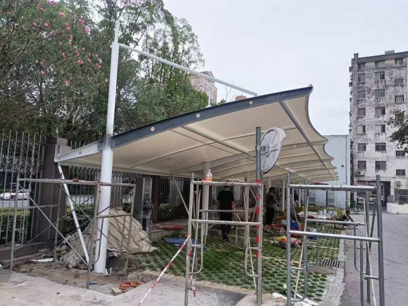 宜兴市厂区仓储推拉雨棚哪家靠谱？可伸缩推拉棚生产安装公司-1